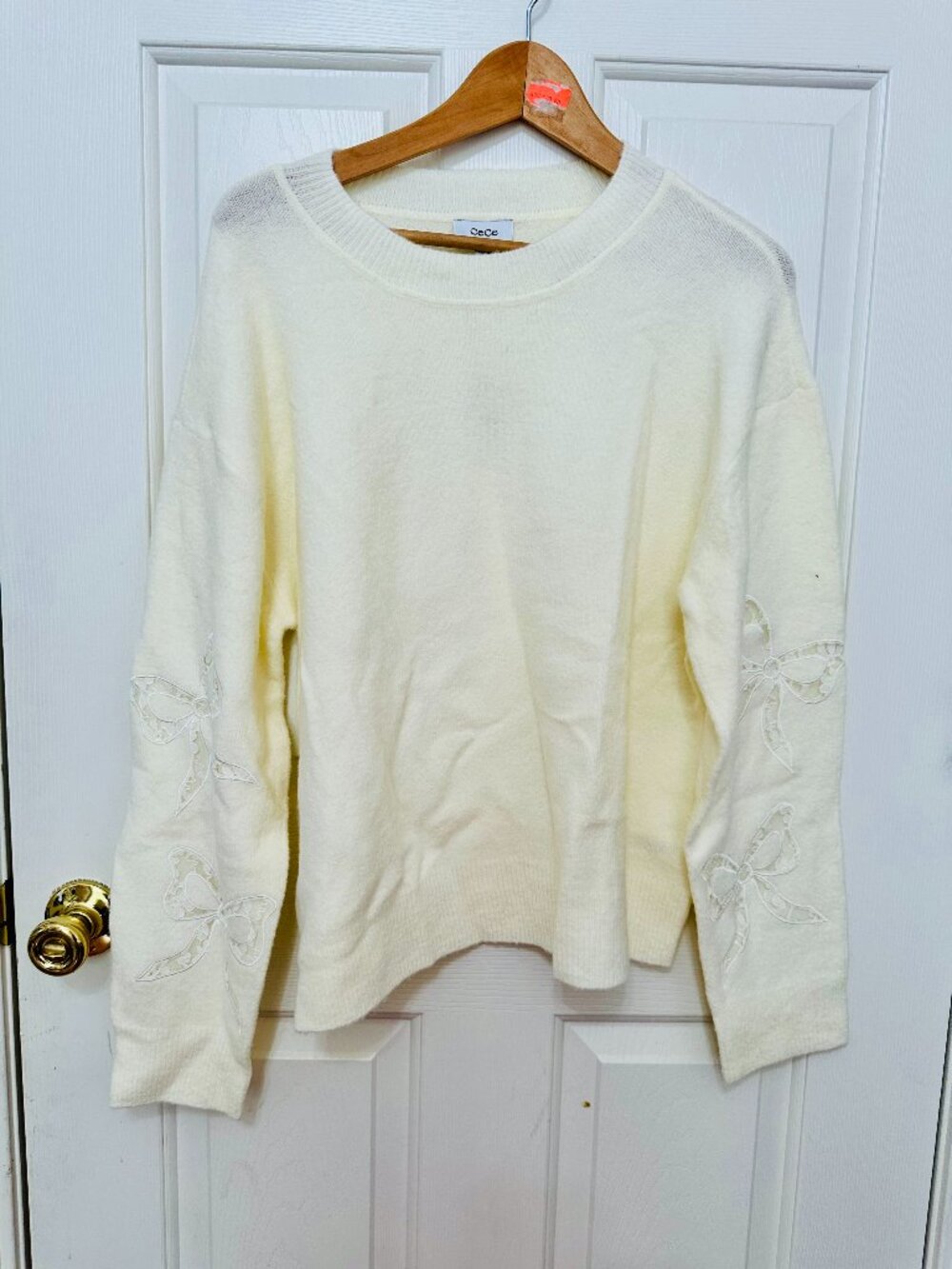 CECE IVORY PULL-OVER SWEATER WITH RIBBONS BOW LACE CUT-OUT SLEEVES LARGE